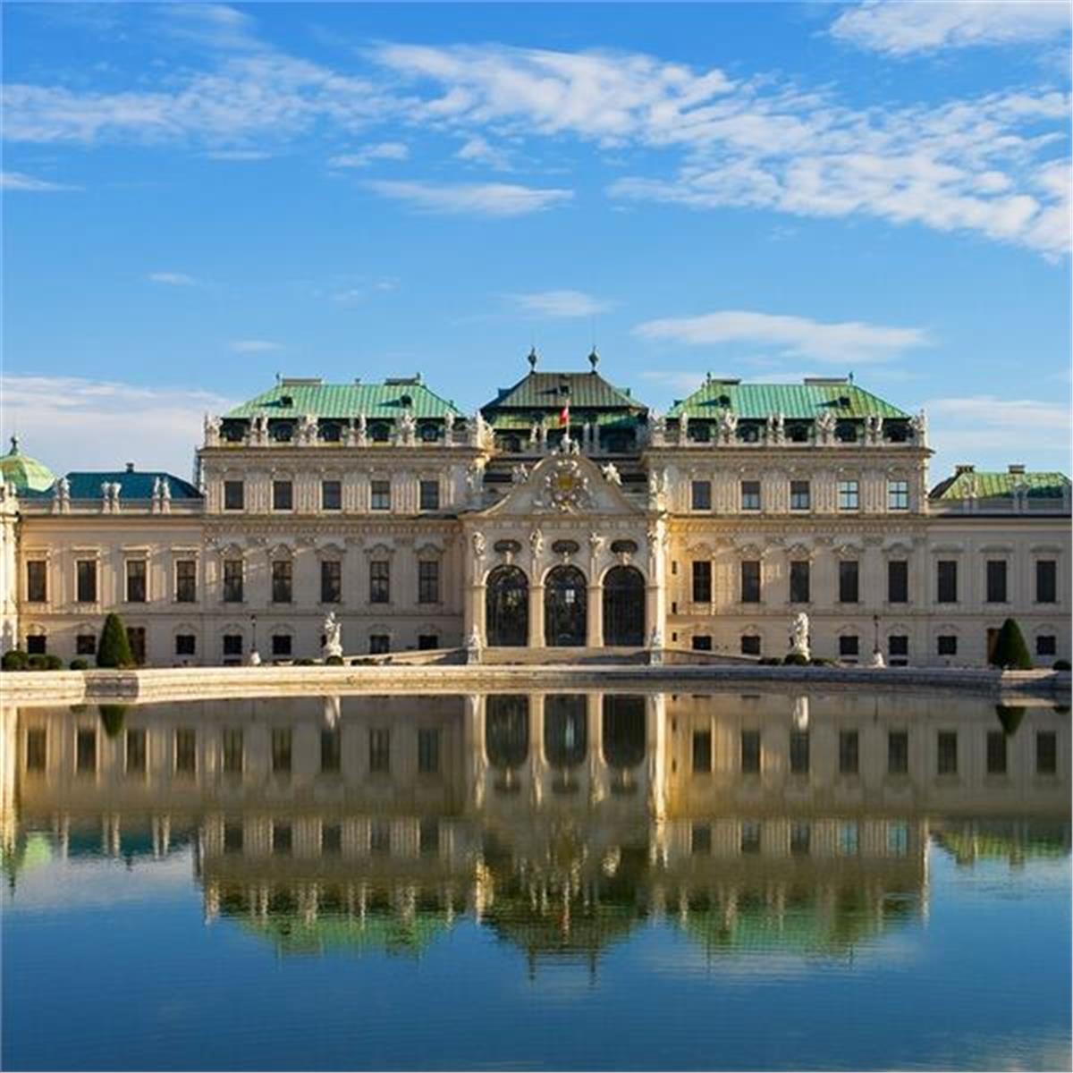 İzmir'den Uçaklı Yılbaşı Özel 4 Gece 5 Gün Konaklamalı Tüm Ekstralar Dahil Münih & Hallstat & Salzburg & Viyana Turu
