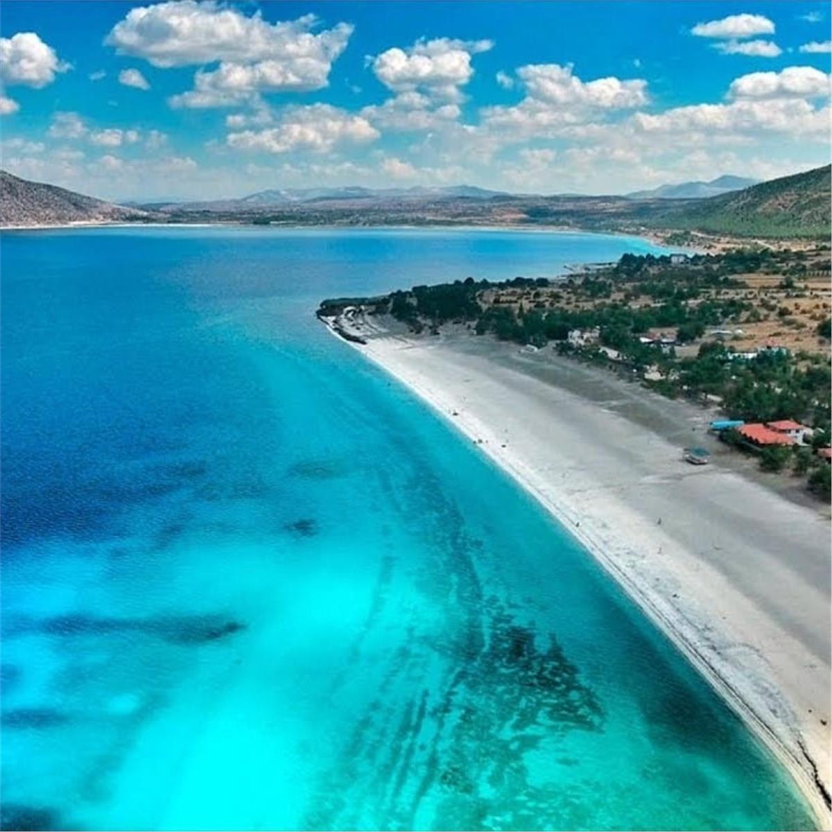 İzmir çıkışlı 2 gece 3 gün Salda Gölü, Pamukkale, Eğridir Gölü, İnsuyu Mağarası, Sagalassos Antik Kenti ile Burdur, Isparta, Denizli turu.