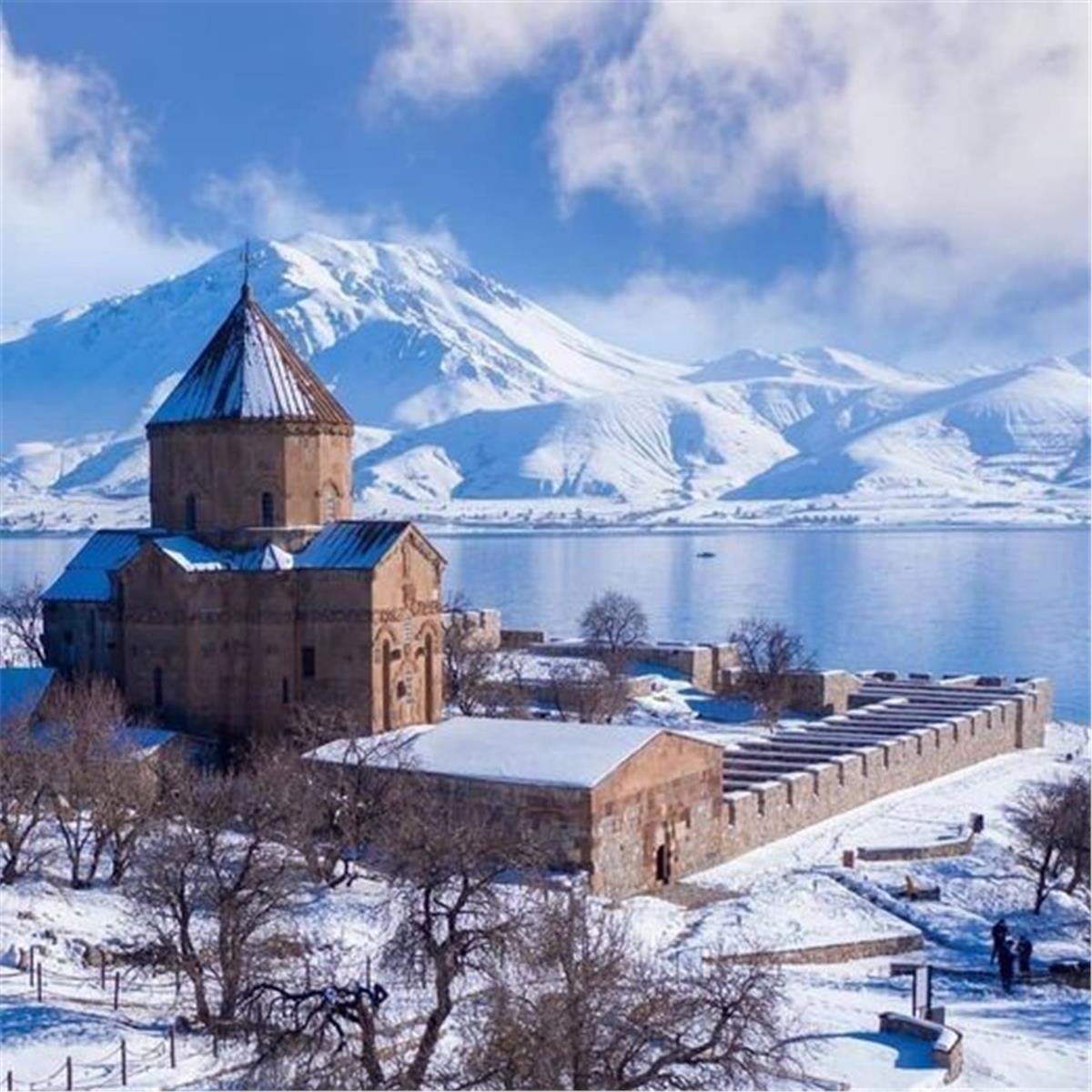 İzmir'den Uçaklı 3 Gece 4 Gün Konaklamalı Yataklı Vagon İle Turistik Doğu Ekspresi Turu