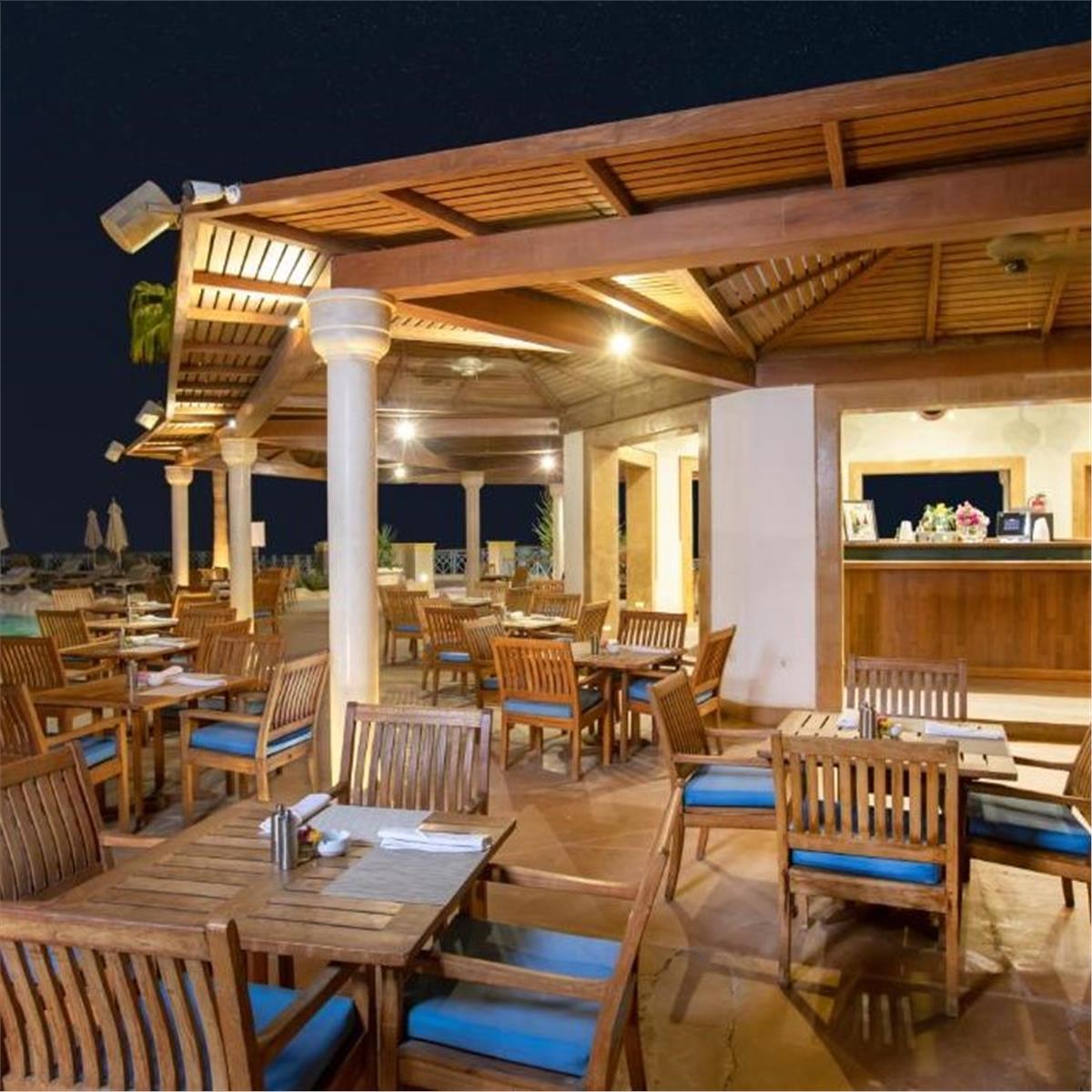 İzmir'den Uçaklı 4 Gece 5 Gün Park Regency Hotel Konaklamalı Sharm El Sheikh Turu