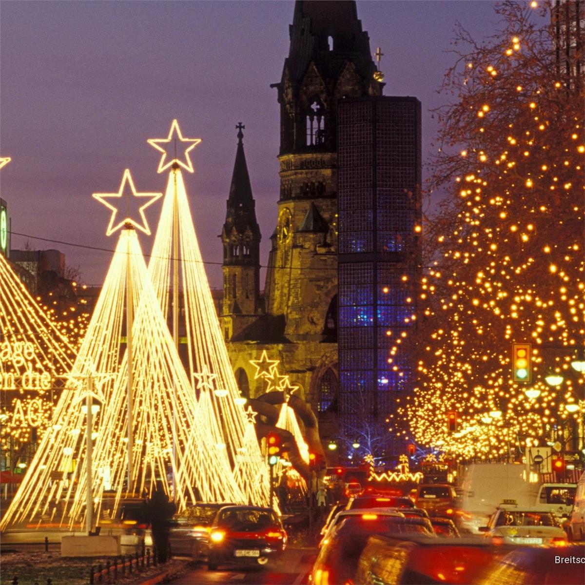 İzmir'den Uçaklı 4 Gece 5 Gün Konaklamalı Berlin, Potsdam, Dresden, Prag İle Noel Zamanı Turu