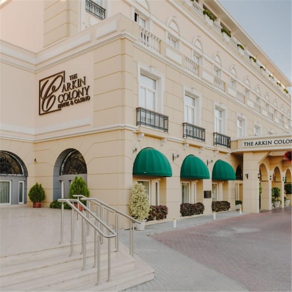 İzmir'den Uçaklı 4 Gece 5 Gün Grand Pasha Kyrenia Hotel veya The Arkin Colont Hotel Konaklama Seçenekli Kıbrıs Turu