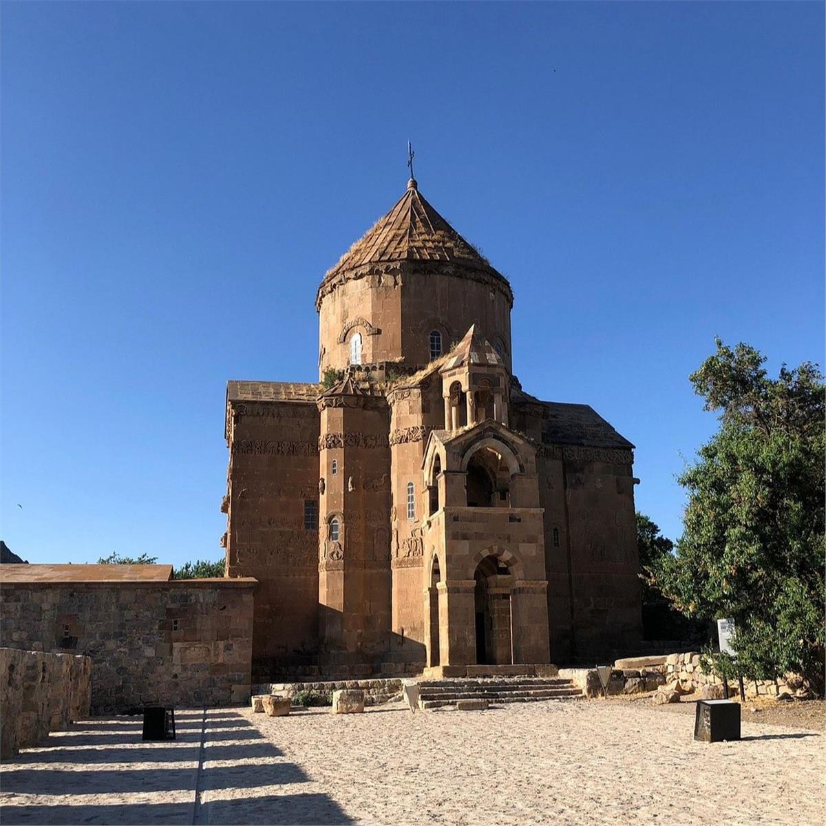 İzmir'den Uçaklı 7 Gece 8 Gün Konaklamalı Büyük Doğu Anadolu Turu