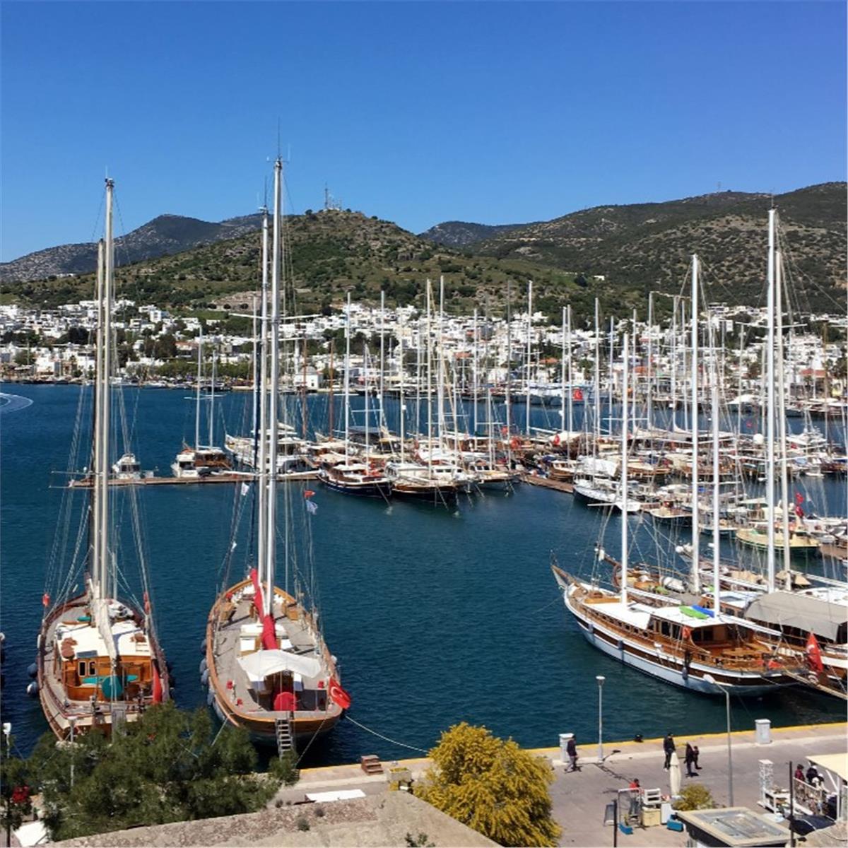 İzmir'den Otobüs Kalkışlı 3 Gece 4 Gün Konaklamalı Bodrum Didim Marmaris Kuşadası Turu