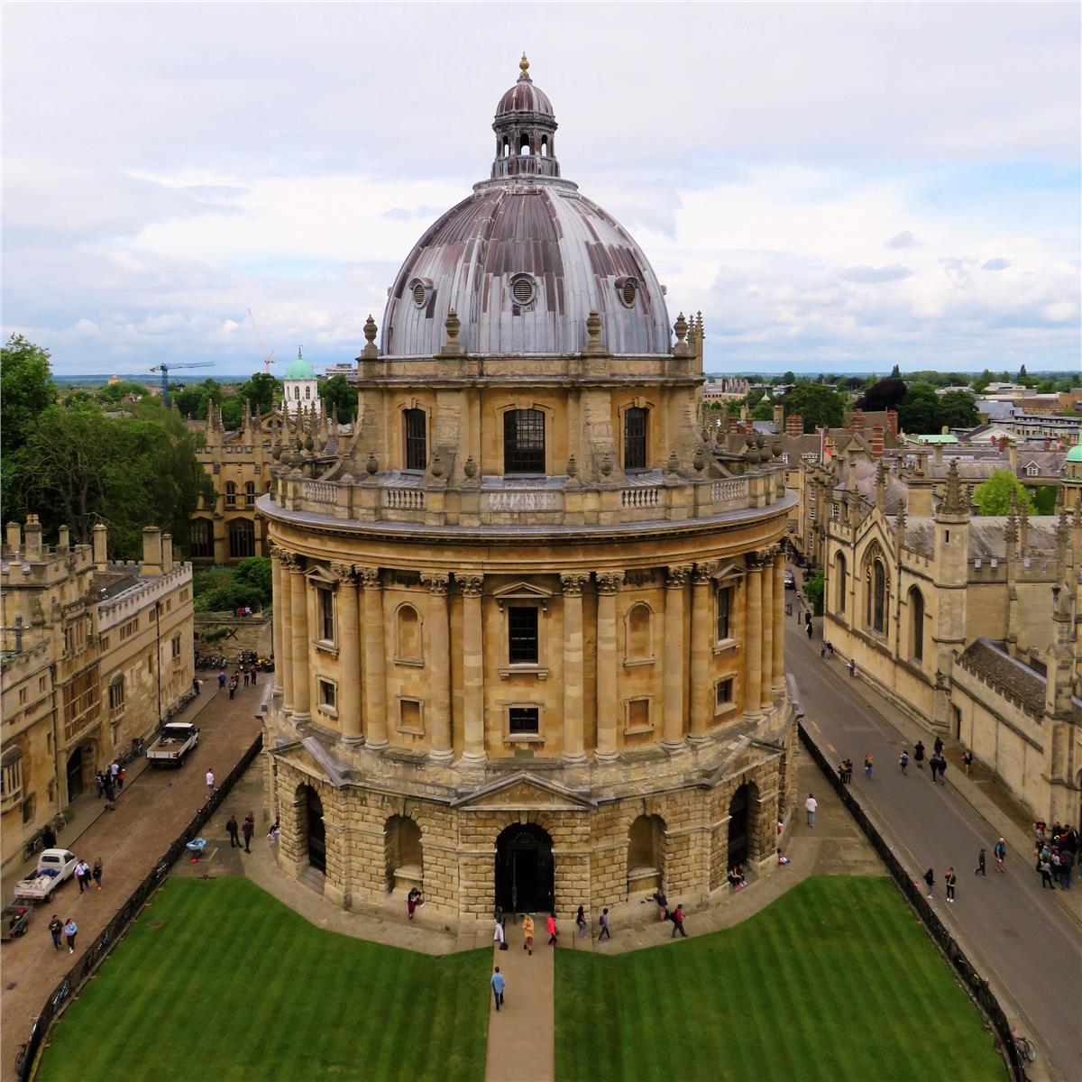 İzmir'den Uçaklı 3 Gece 4 Gün Konaklamalı Royal İngiltere Londra Turu