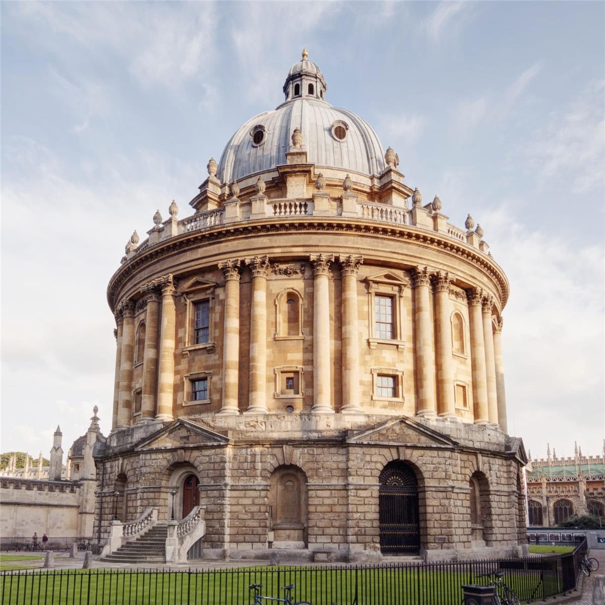 İzmir'den Uçaklı 3 Gece 4 Gün Konaklamalı Royal İngiltere Londra Turu