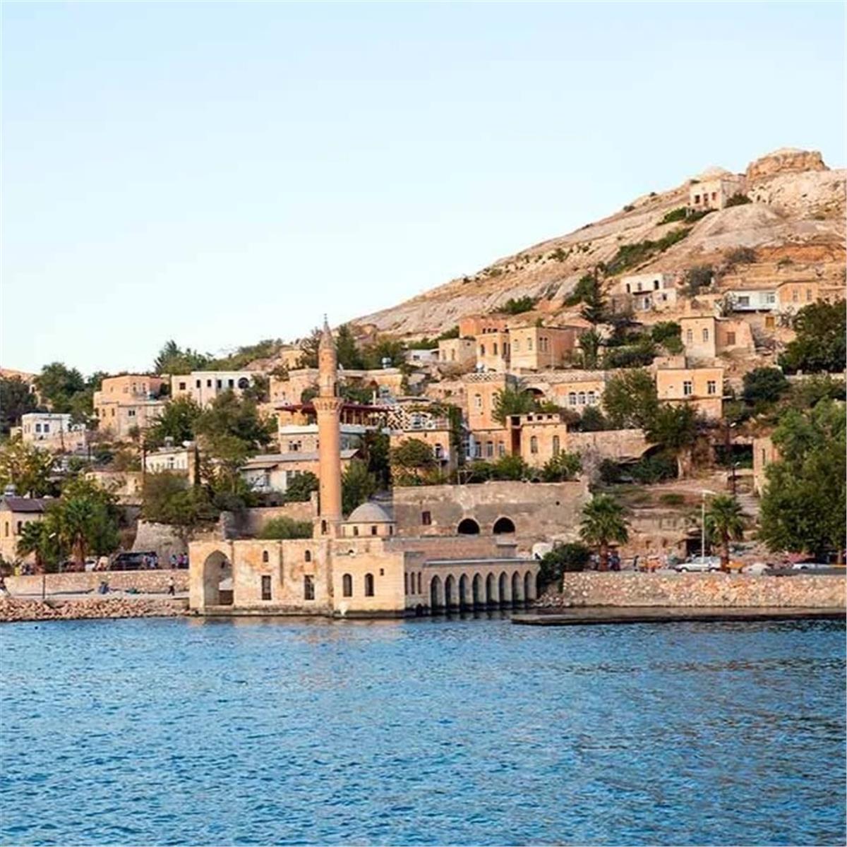 İzmir'den Otobüslü 9 Gece 10 Gün Konaklamalı Doğu Anadolu İle Büyük Gap Turu