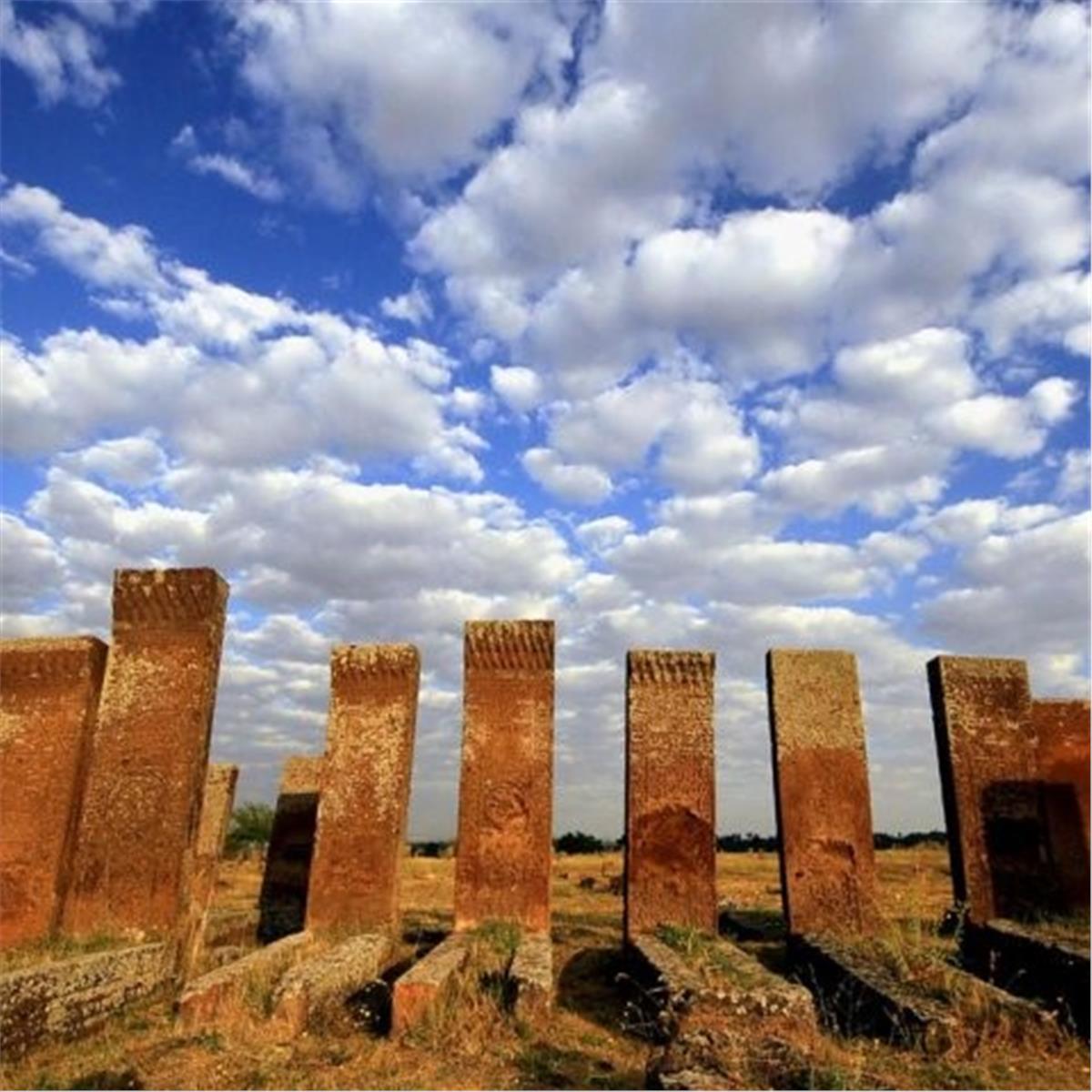 İzmir Uçak İle Hareketli 3 Gece 4 Gün Konaklamalı Tren ve Uçak Biletleri Dahil Vangölü Ekspresi Turu