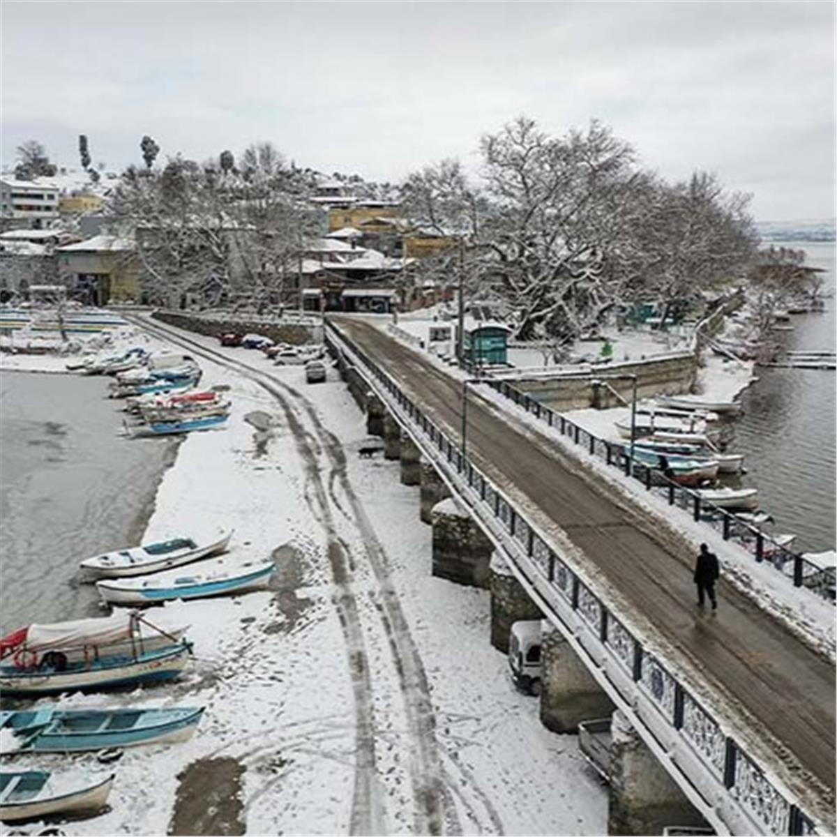 İzmir'den Otobüslü 1 gece 2 gün Konaklamalı Şile, Ağva İle Abant, Gölcük, Gölyazı Turu