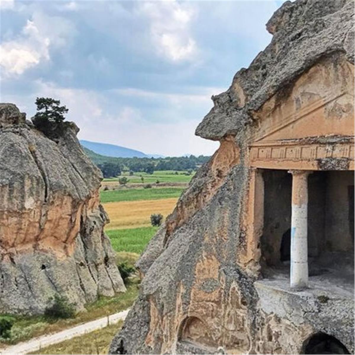 İzmir Otobüslü Günübirlik Afyon, Ayazini, Frig Vadisi Kültür Turu