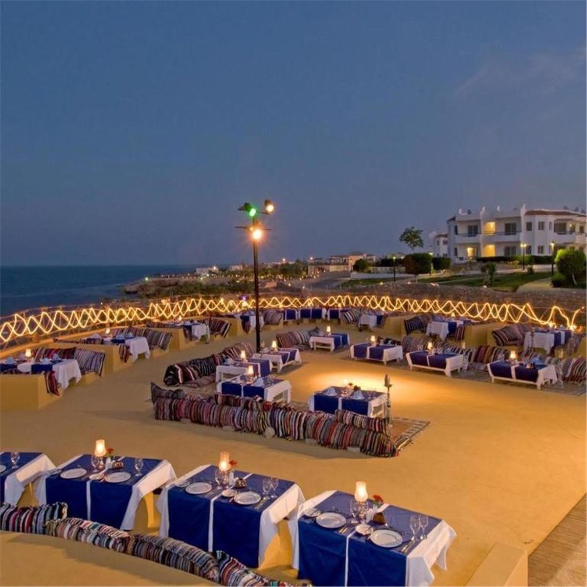 İzmir'den Uçak İle Hareketli 4 Gece 5 Gün 5 Yıldızlı Dreams Beach Resort Hotel Konaklama Sharm El Sheikh Turu