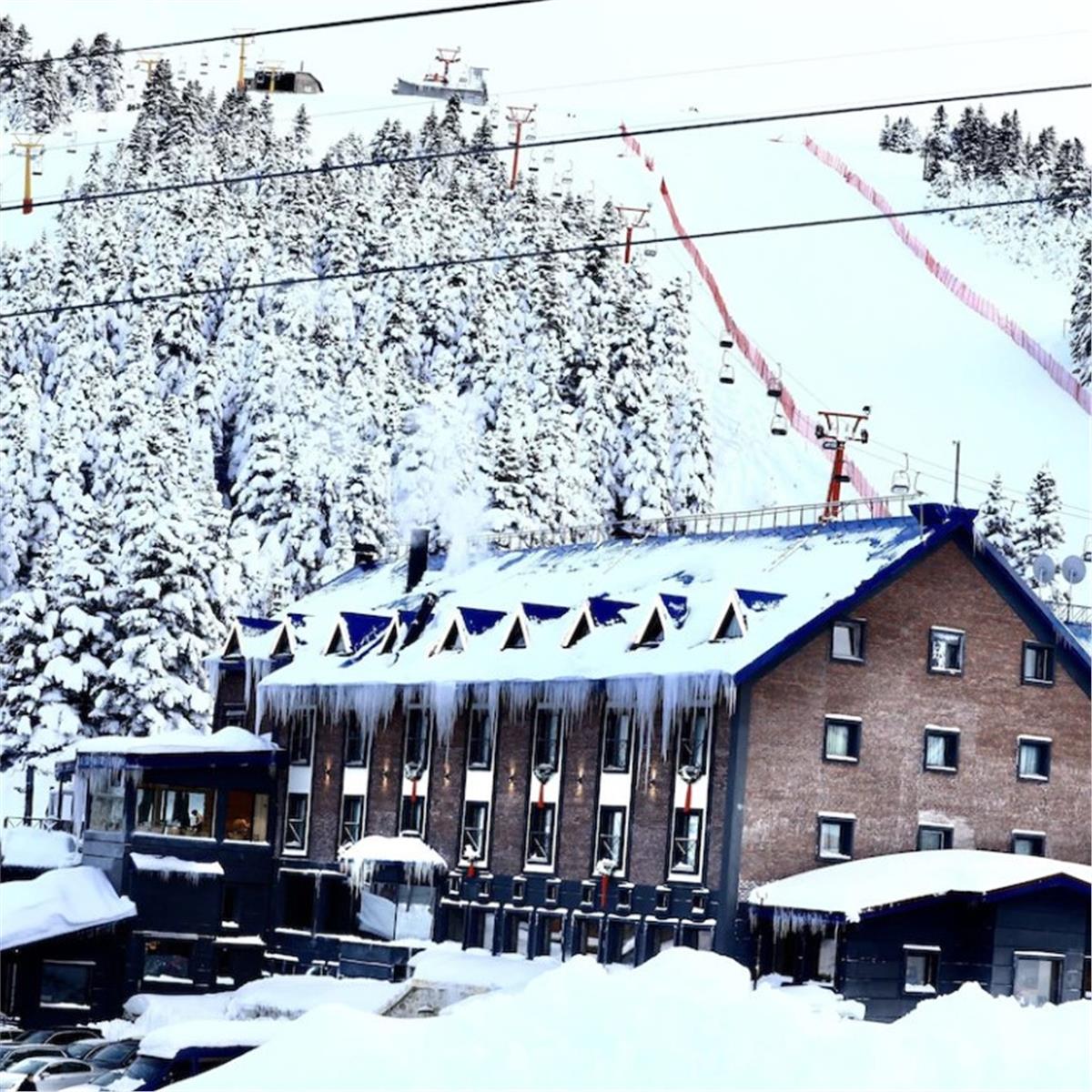 İzmir Çıkışlı 2 Gece 3 Gün Uludağ Oksijen Zone Hotel Konaklamalı Kayak Turu