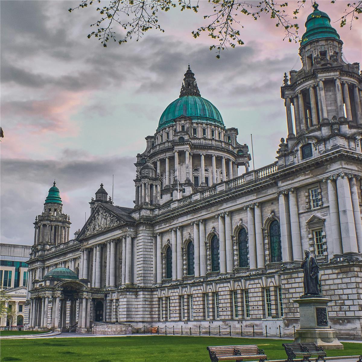 İzmir'den Uçak İle Hareketli 7 Gece 8 Gün Konaklamalı İngiltere, Galler, İrlanda ve İskoçya Turu