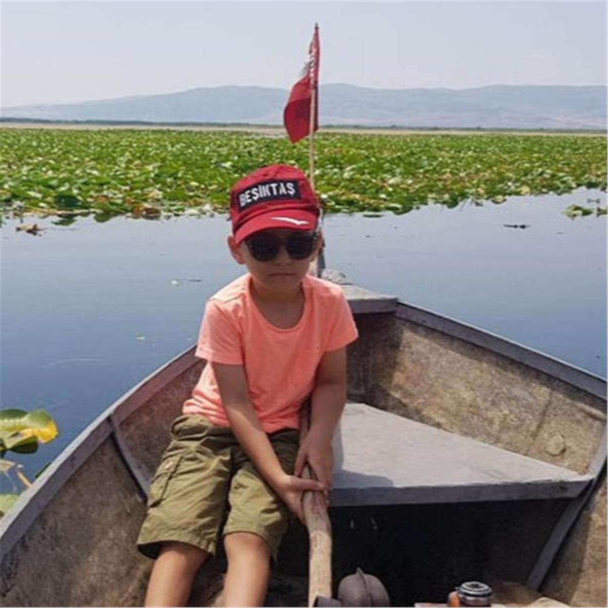 İzmir Çıkışlı Günübirlik Dünyanın En Büyük Nilüfer Tarlası İle Işıklı Gölü Turu