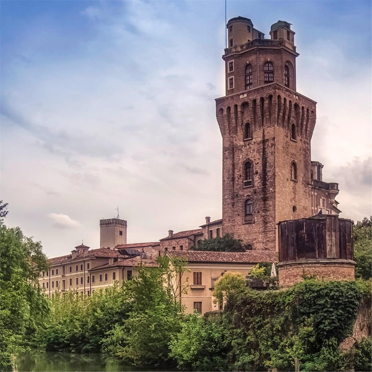 İzmir'den Otobüslü 8 Gece 10 Gün Konaklamalı Kuzey İtalya ve Güney Fransa Turu
