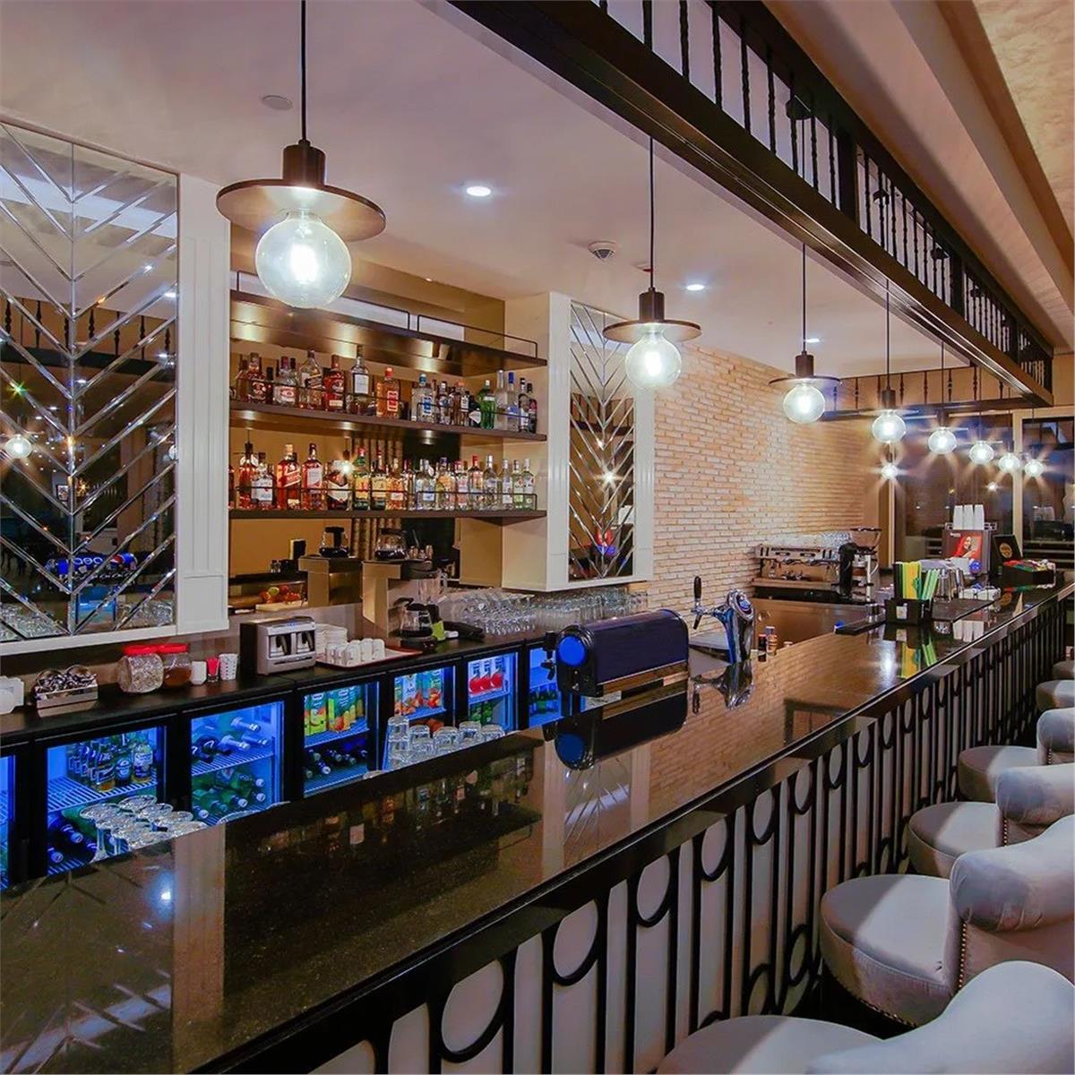 İzmir'den Uçak İle Hareketli Kıbrıs Limak Cyprus Deluxe Hotel Ultra Herşey Dahil Konaklama Seçenekleri