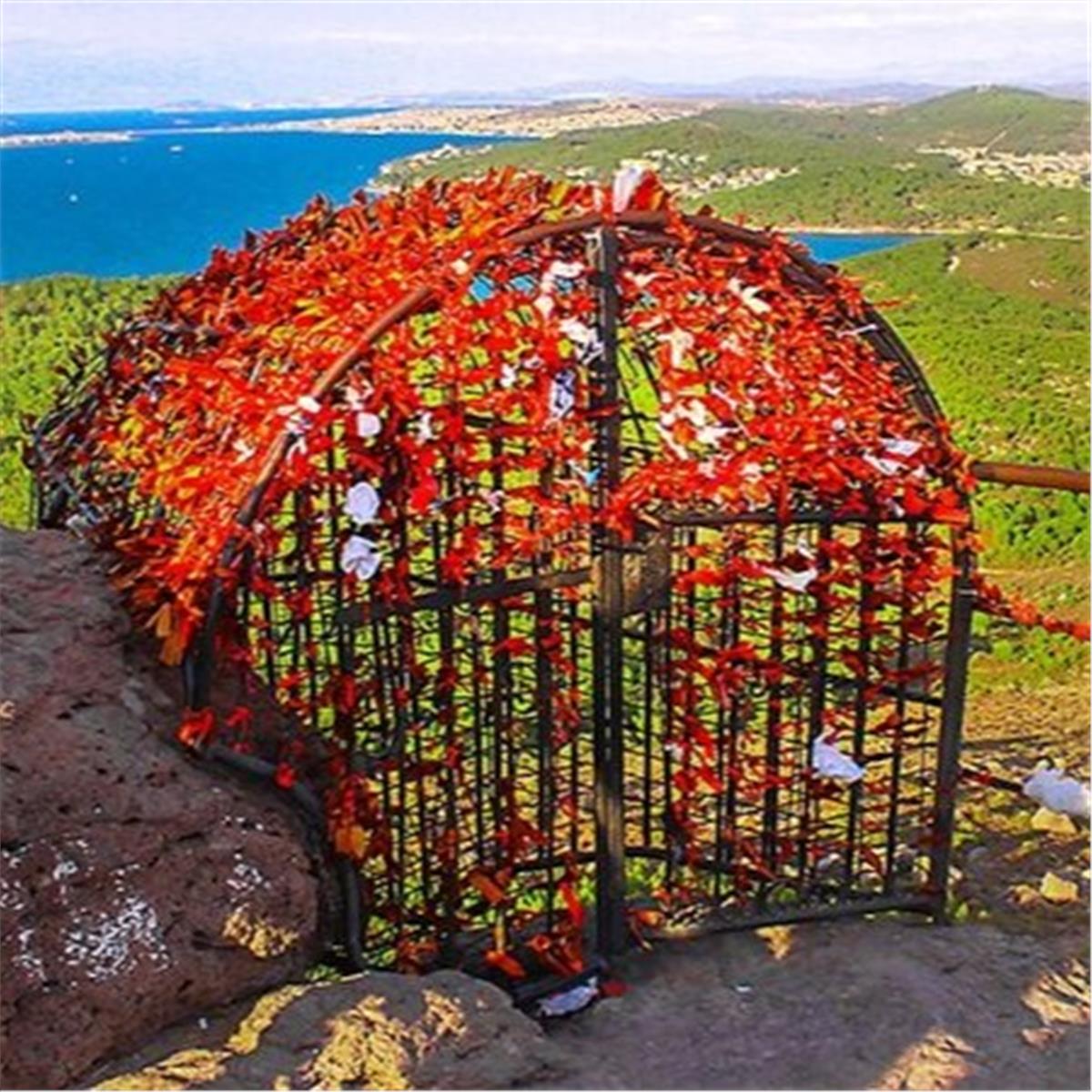 İzmir Çıkışlı 8 Mart Dünya Kadınlar Günü Özel Günübirlik Ayvalık Cunda Turu