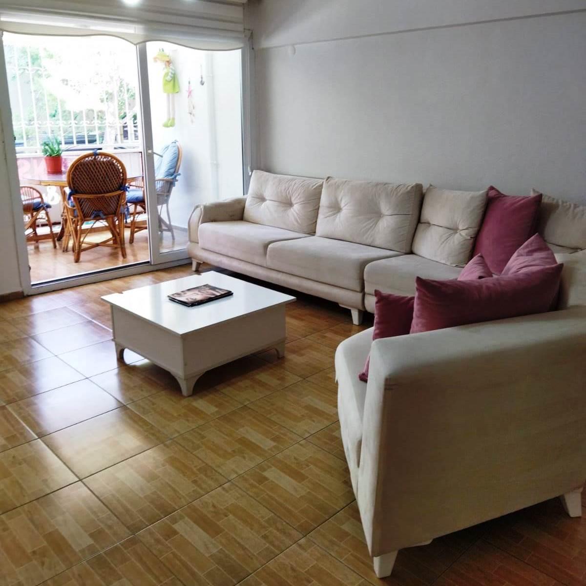 Bornova Tansu Estetik Güzellik'te Daha genç bir cilt için kimyasal peeling fırsatı indirimli burada.