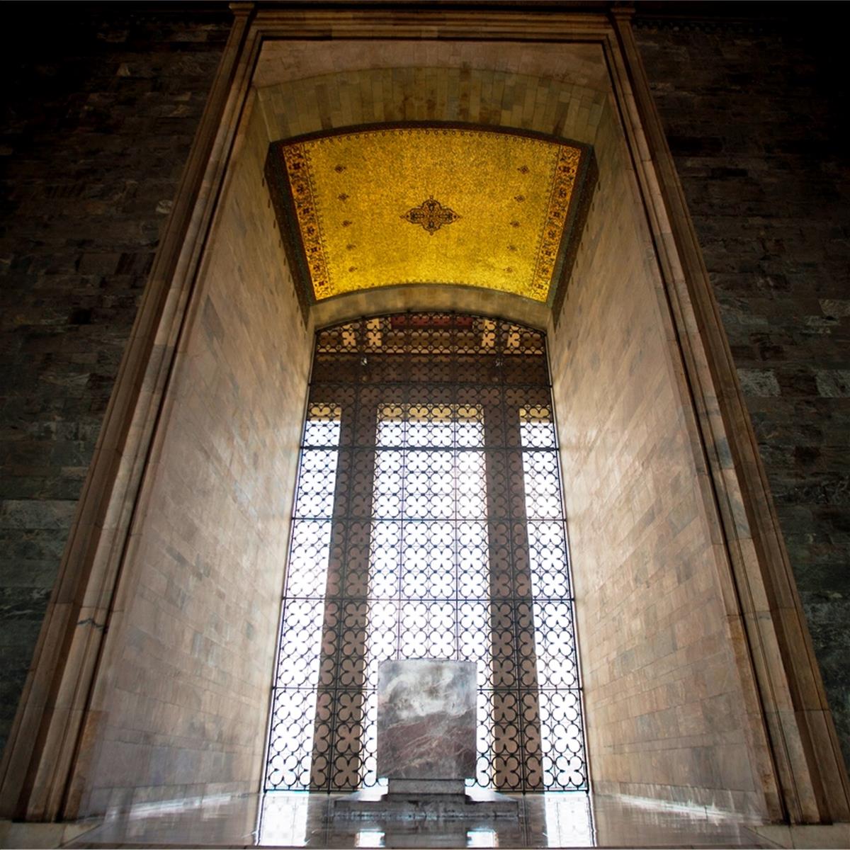 İzmir Çıkışlı 2 gece 3 gün Konaklamalı Ankara, Anıtkabir, Eskişehir,İzmir Çıkışlı 2 gece 3 gün Konaklamalı Ankara, Anıtkabir, Eskişehir, Bursa ve Gölyazı Turu Bursa ve Gölyazı Turu