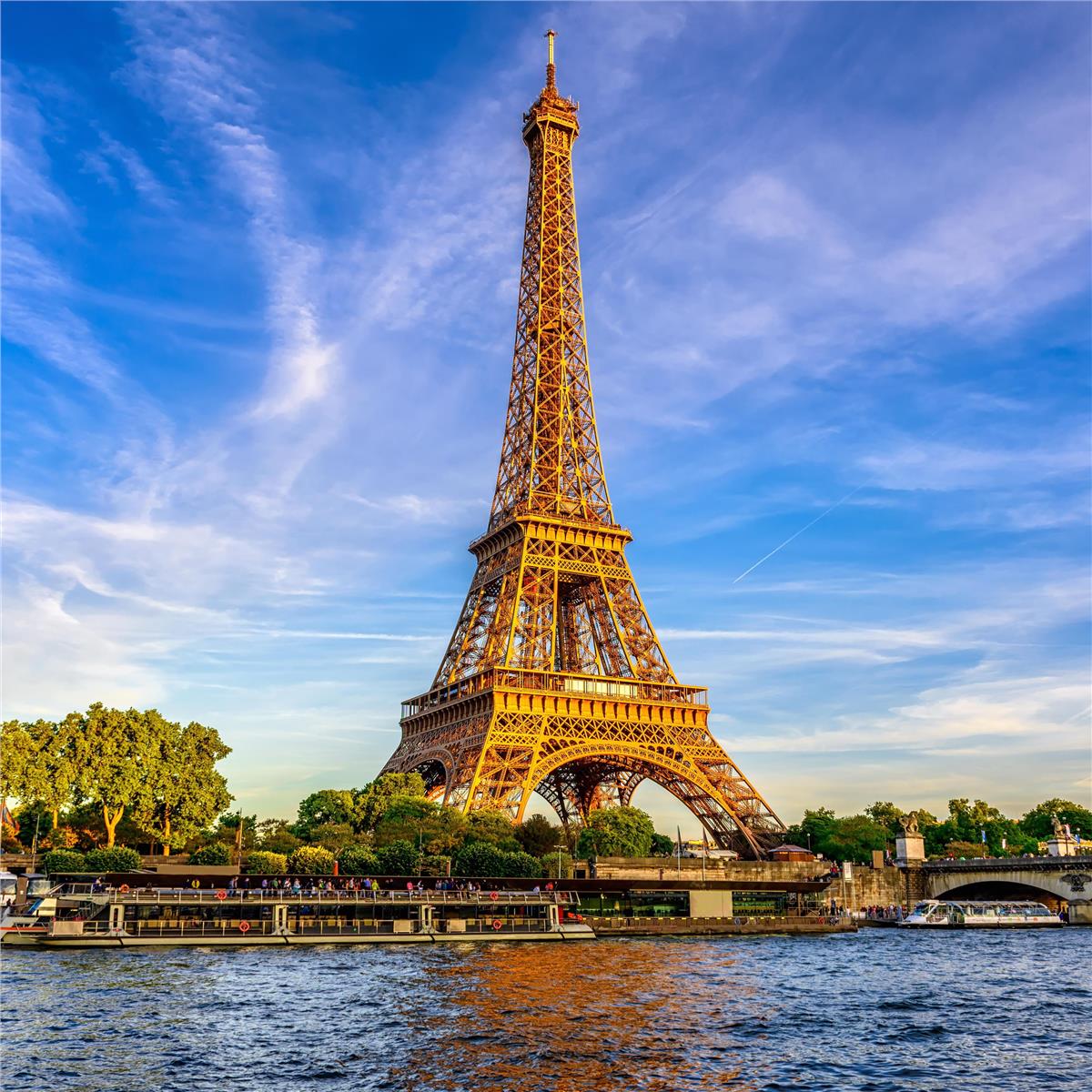 İzmir Uçaklı 5 Gece 6 Gün Konaklamalı Paris & Normandiya & Loire Vadisi Şatolar Turu