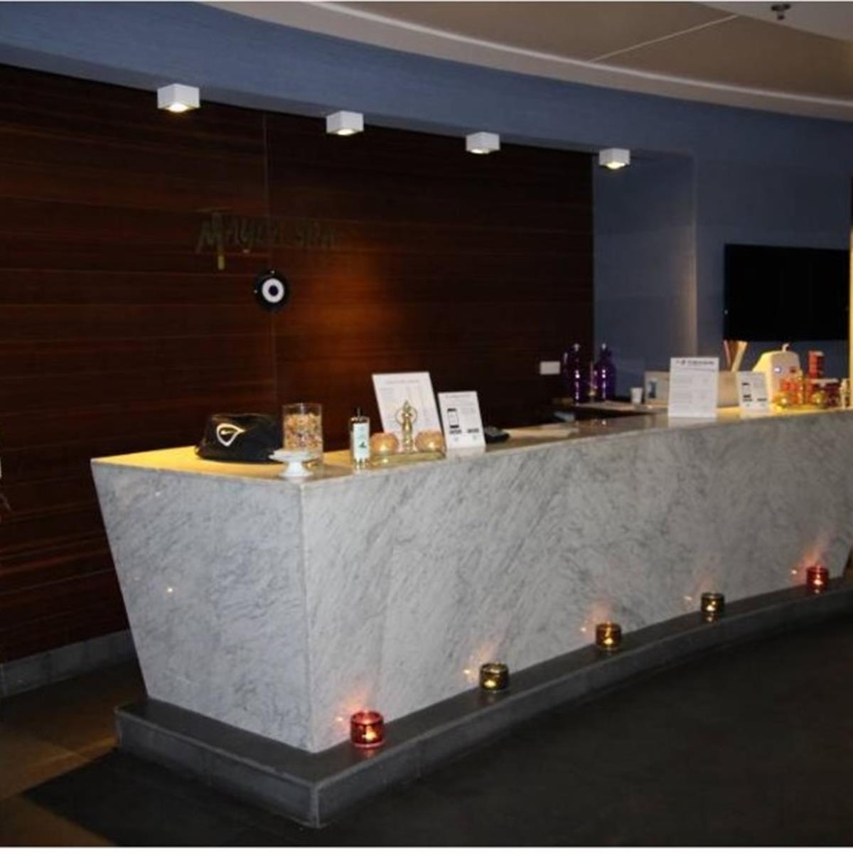 Alsancak Renaissance Hotel Mayla SPA’da Masaj ve Spa