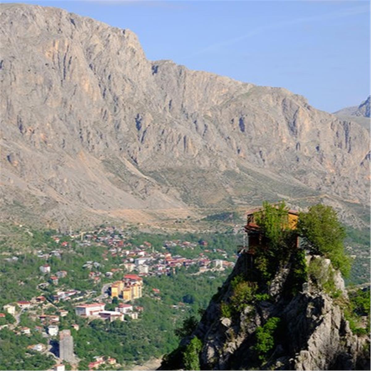 İzmir'den Uçak İle Kalkışlı 3 Gece 4 Gün Konaklamalı Tunceli Kemaliye Divriği Turu