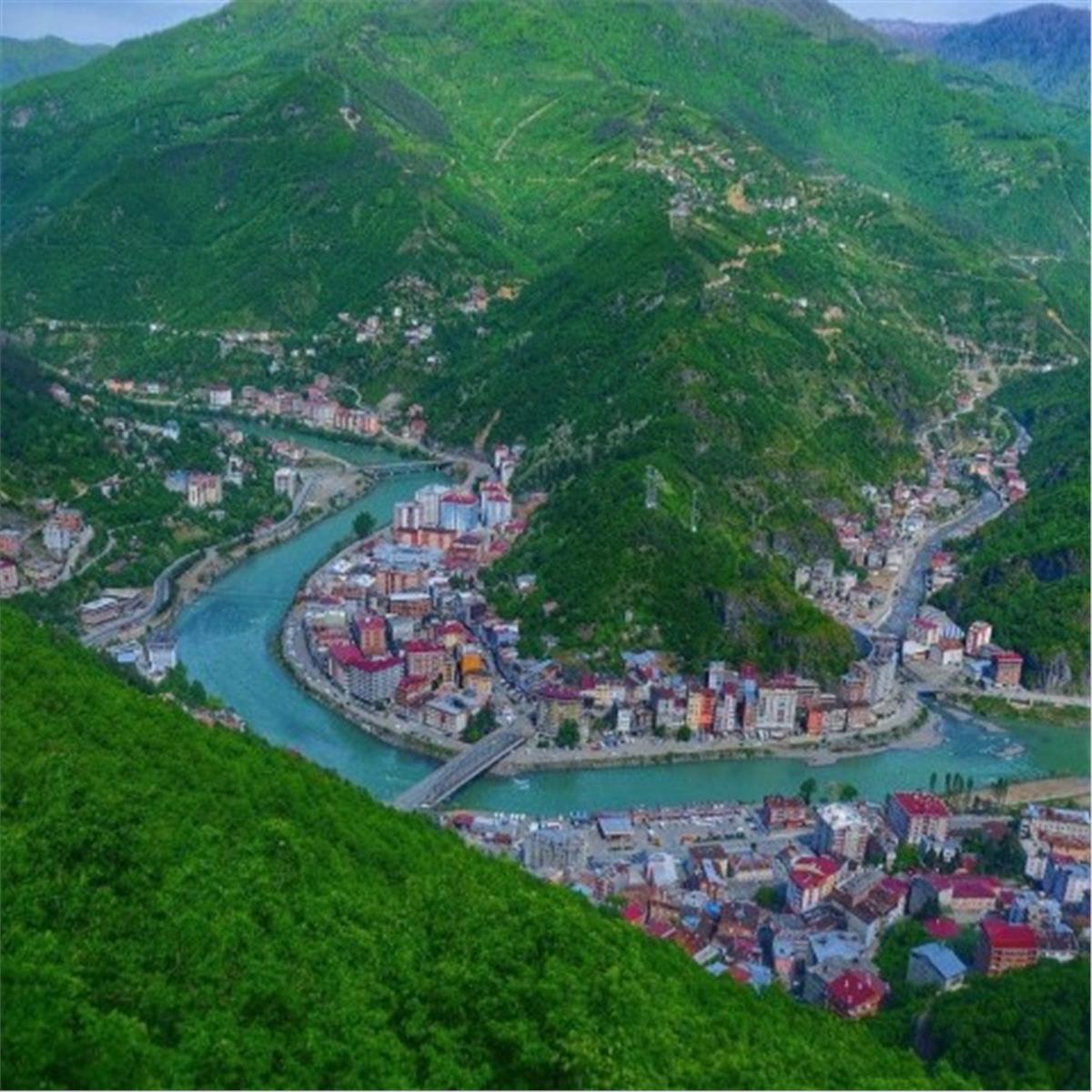 İzmir'den Otobüslü 4 Gece 5 Gün Konaklamalı Karadeniz Rüzgarı ve Batum Turu