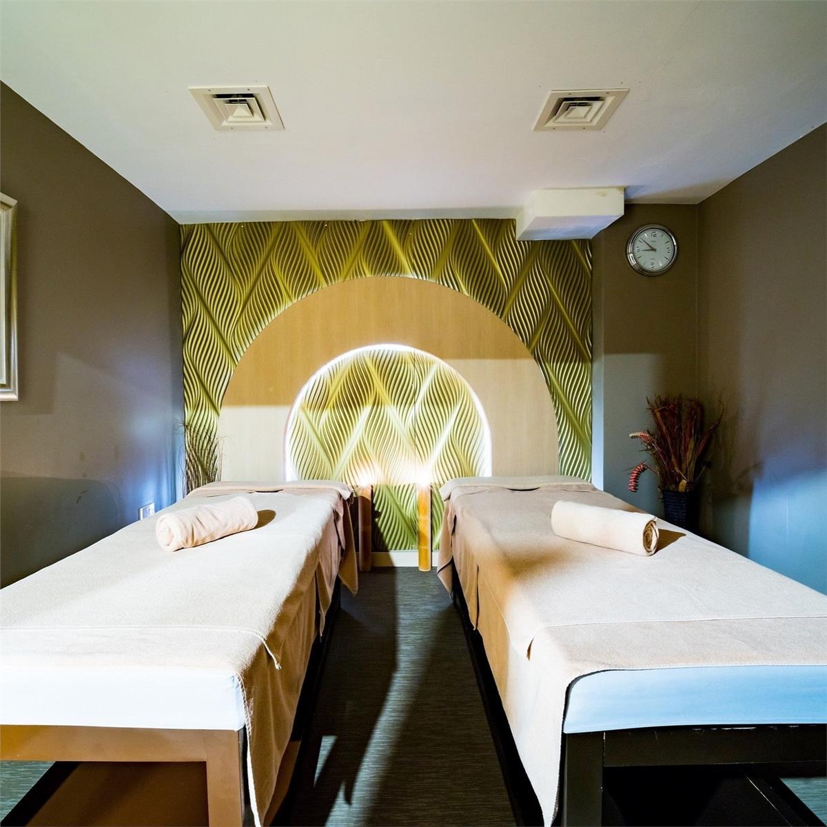 İzmir'den Uçak Bileti ve Otel Transferi Dahil 2 Gece ve 3 Gün Konaklamalı Kıbrıs Salamis Bay Conti Resort Hotel'de Gülden Yılbaşı Galası