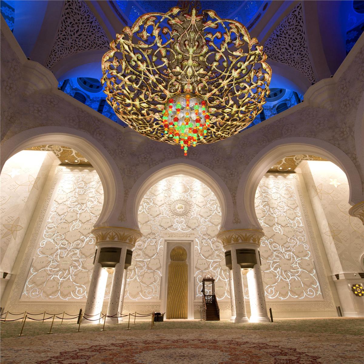 İzmir Çıkışlı Uçaklı 3 Gece Konaklamalı Dubai Ve Abu Dhabi Turu