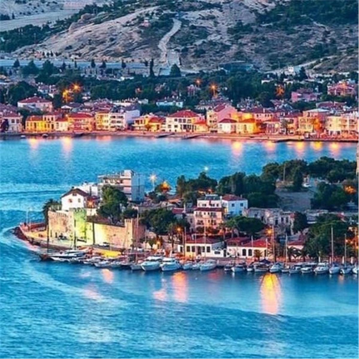 İzmir Çıkışlı Günübirlik Foça, Yeni Foça, Kozbeyli Köyü Turu. Üstelik Öğle Yemeği Dahil.