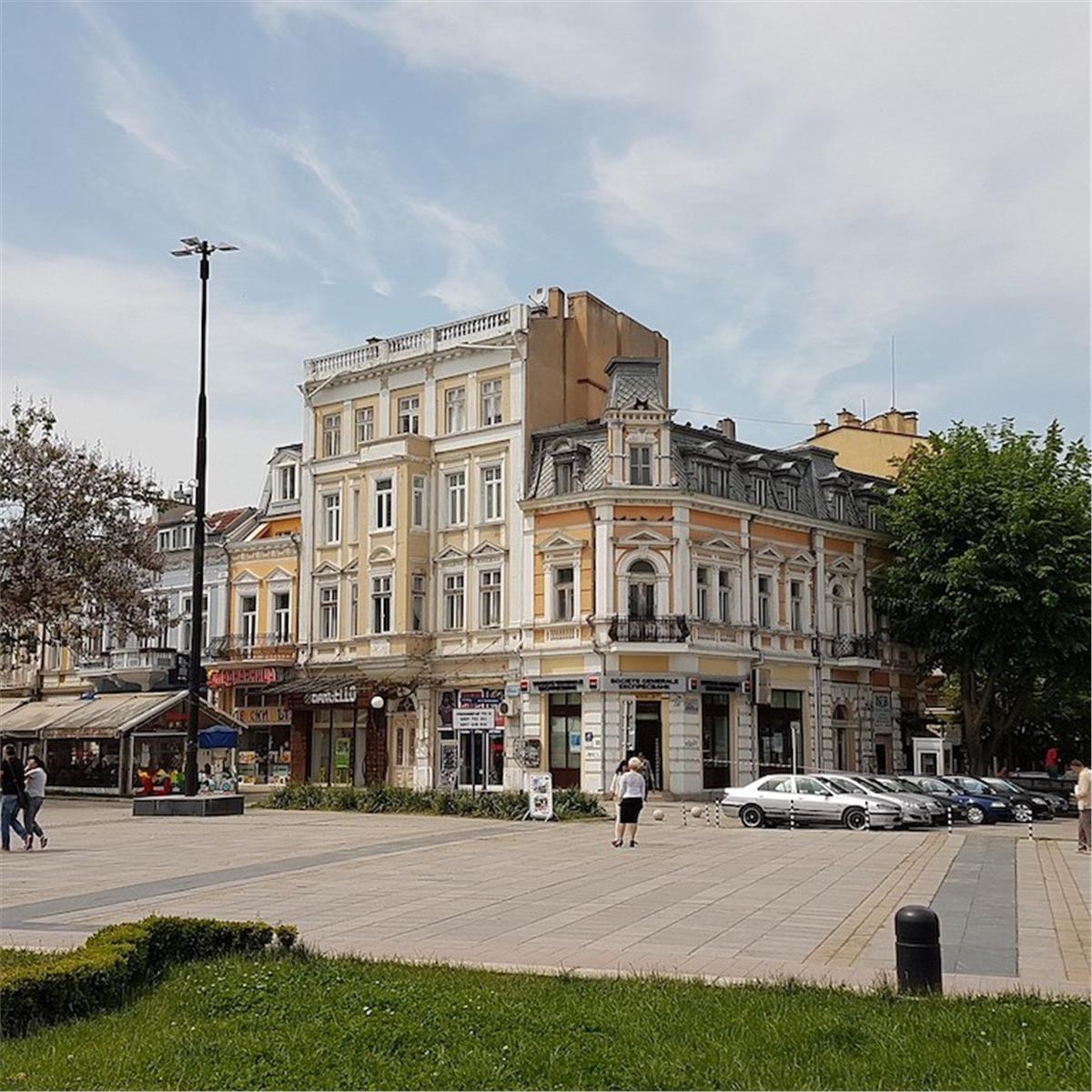 İzmir'den Otobüslü 3 Gece 4 Gün Konaklamalı Romanya, Bulgaristan Ve Şatolar Turu