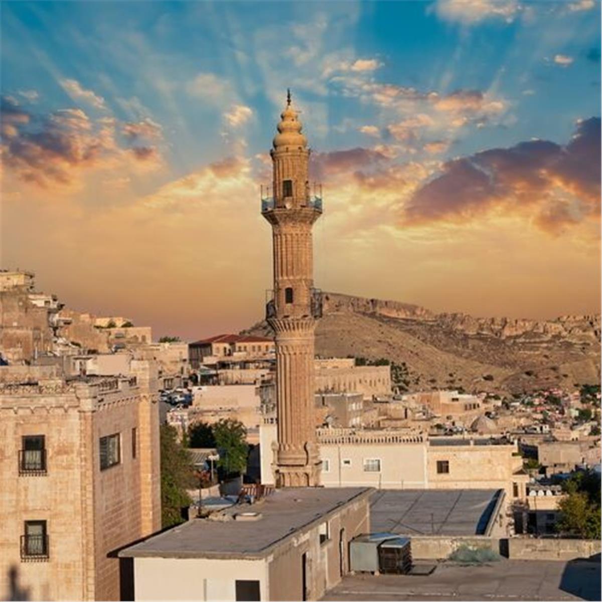 İzmir'den Otobüs İle Kalkışlı 8 Gece 9 Gün Konaklamalı Gaziantep, Urfa, Mardin, Van, Kars, Erzurum, Diyarbakır ve Mersin İle Özel Doğu Anadolu Turu