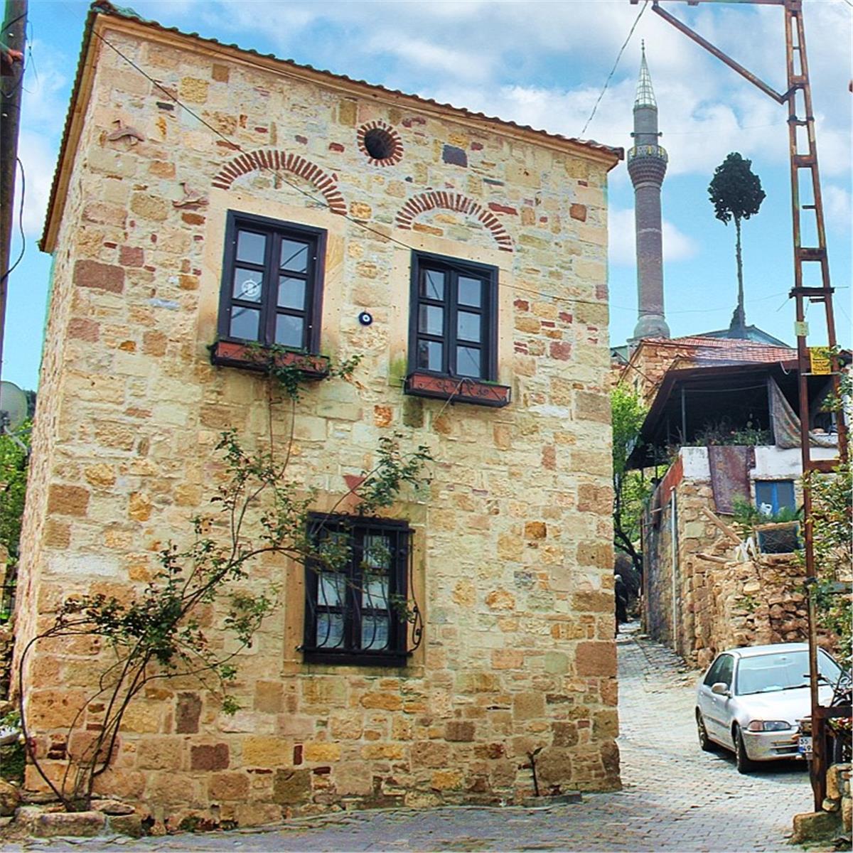 İzmir Çıkışlı Günübirlik Foça, Yeni Foça, Kozbeyli Köyü Turu. Üstelik Öğle Yemeği Dahil.