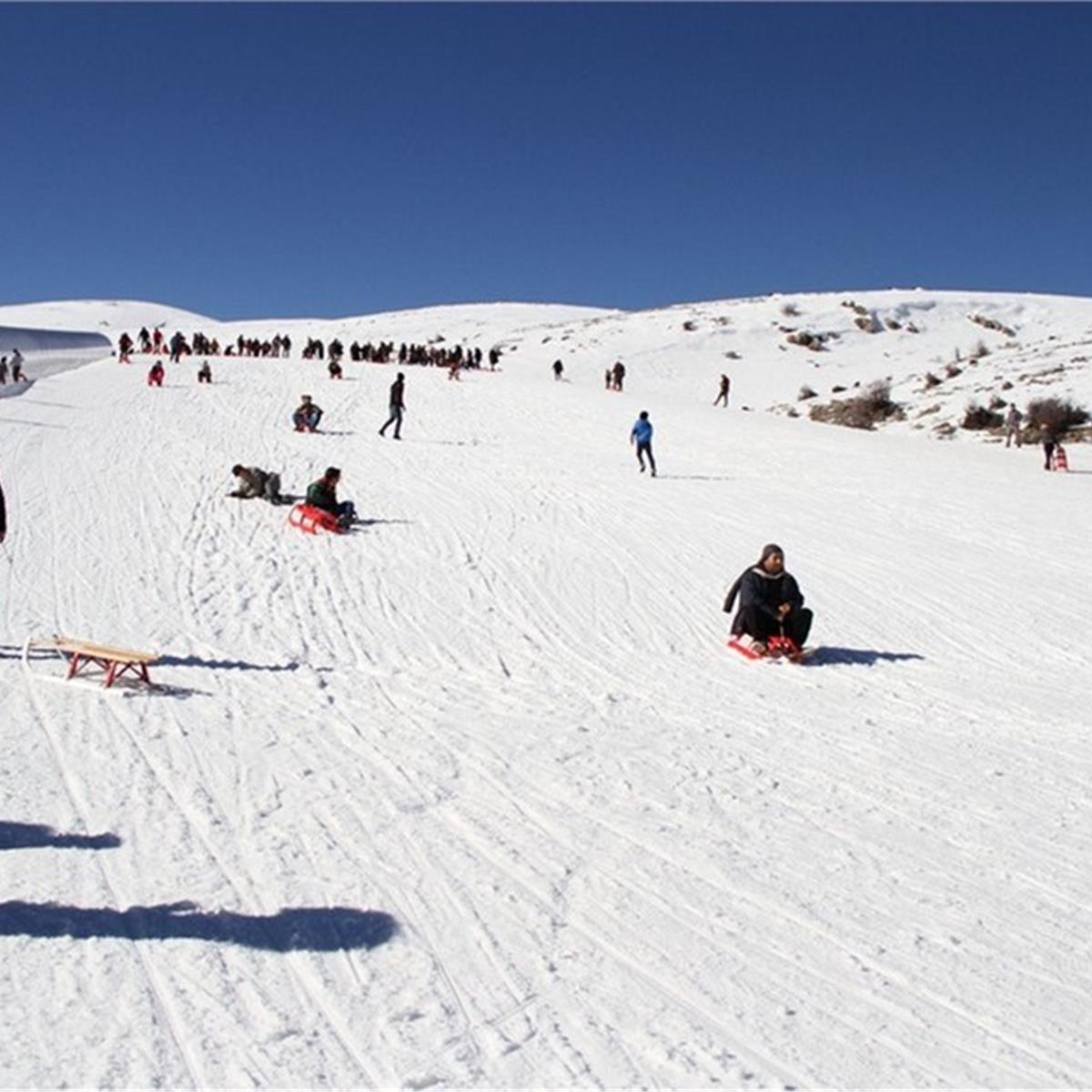 İzmir Çıkışlı 1 gece 2 gün Konaklamalı Davraz Kayak Merkezi, Nikfer Kayak Merkezi ve Salda Gölü Turu.