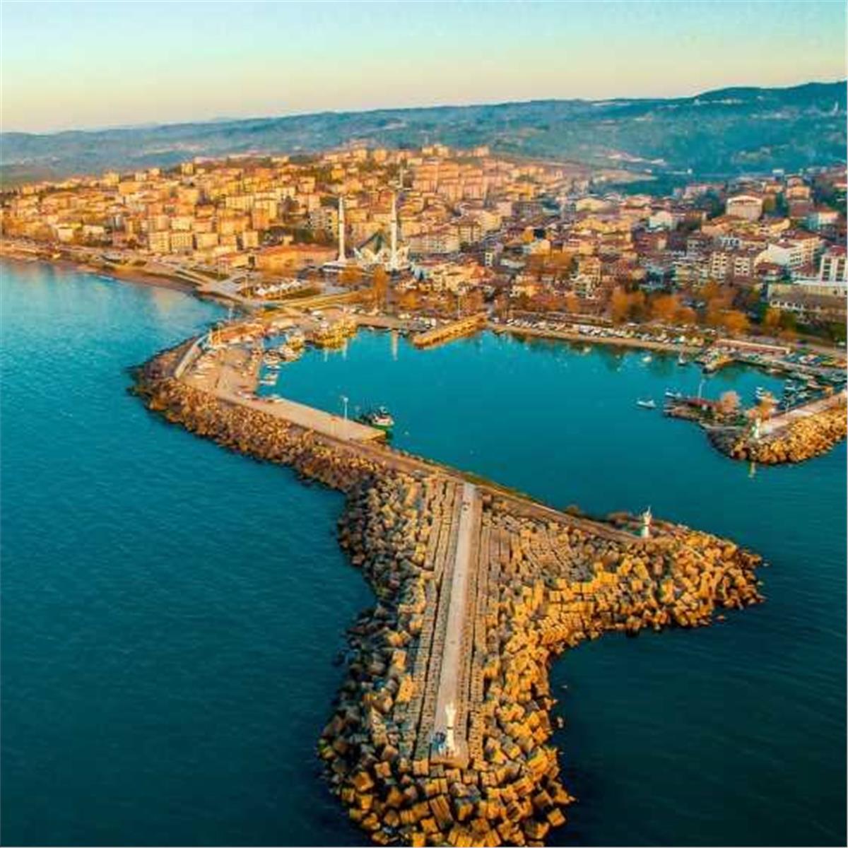 İzmir'den Otobüslü 1 Gece 2 Gün Konaklamalı Düzce Şelaleleri & Efteni Gölü & Akçakoca & Maşukiye Turu