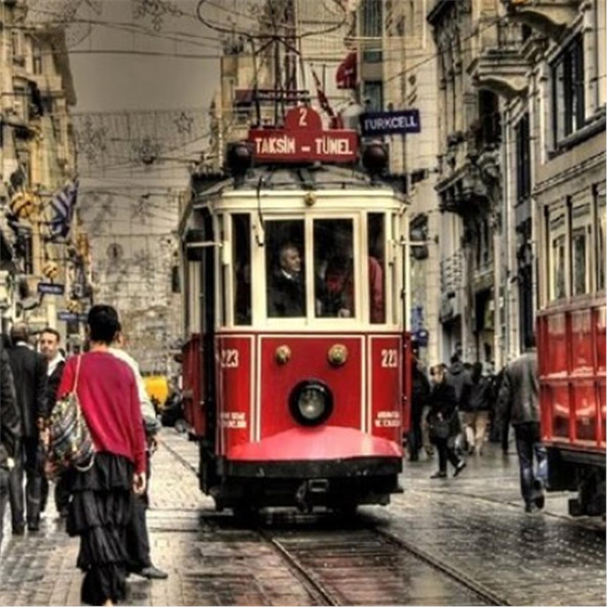 İzmir'den Kalkışlı 1 Gece 2 Gün Konaklamalı İstanbul ve Kartepe Turu