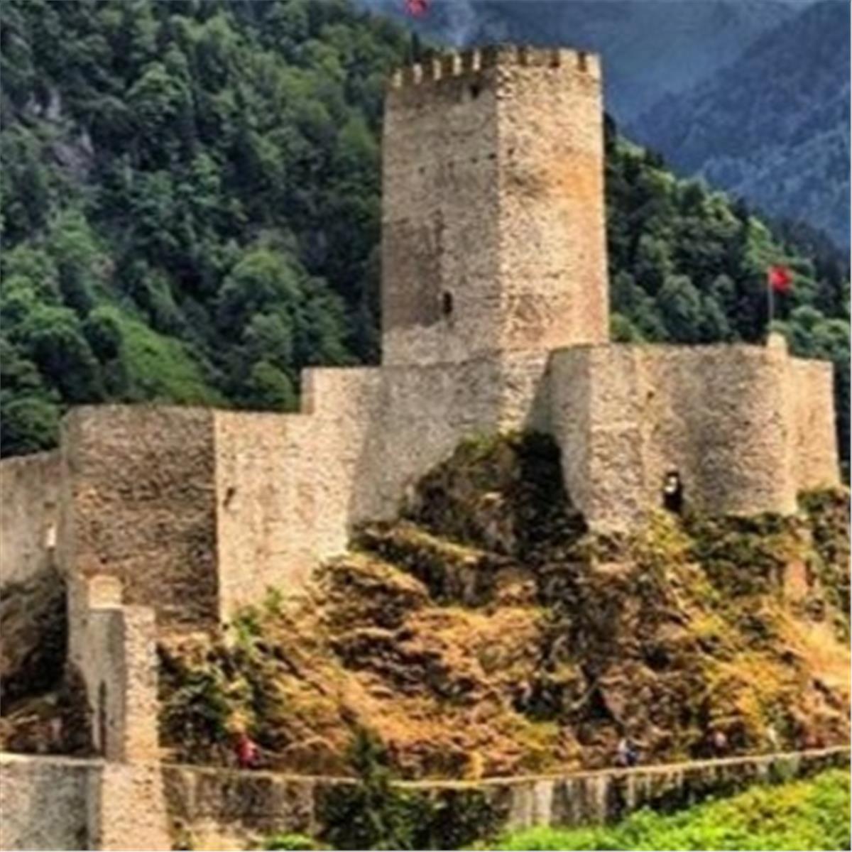 İzmir'den Otobüslü 6 Gece 7 Gün Konaklamalı Boydan Boya Karadeniz Turu. 1 Gece Batum 1 Gece Maçka Yaylası Konaklamalı