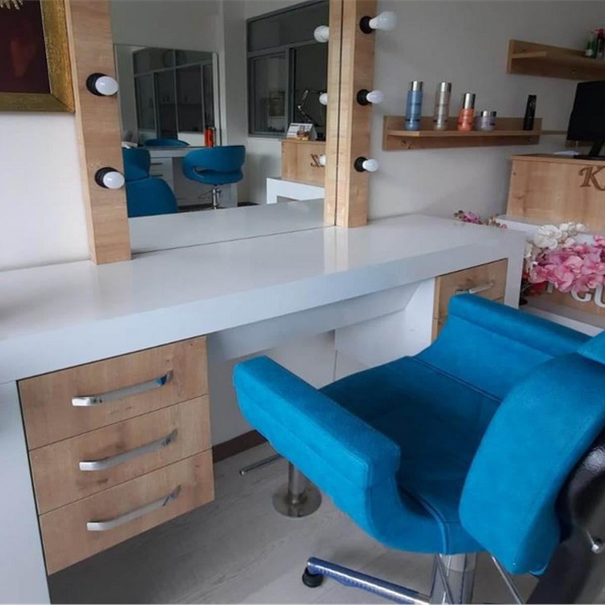 Karşıyaka Kerem Araz Kuaför 3 ve 5 Seanslık Fön Paketleri