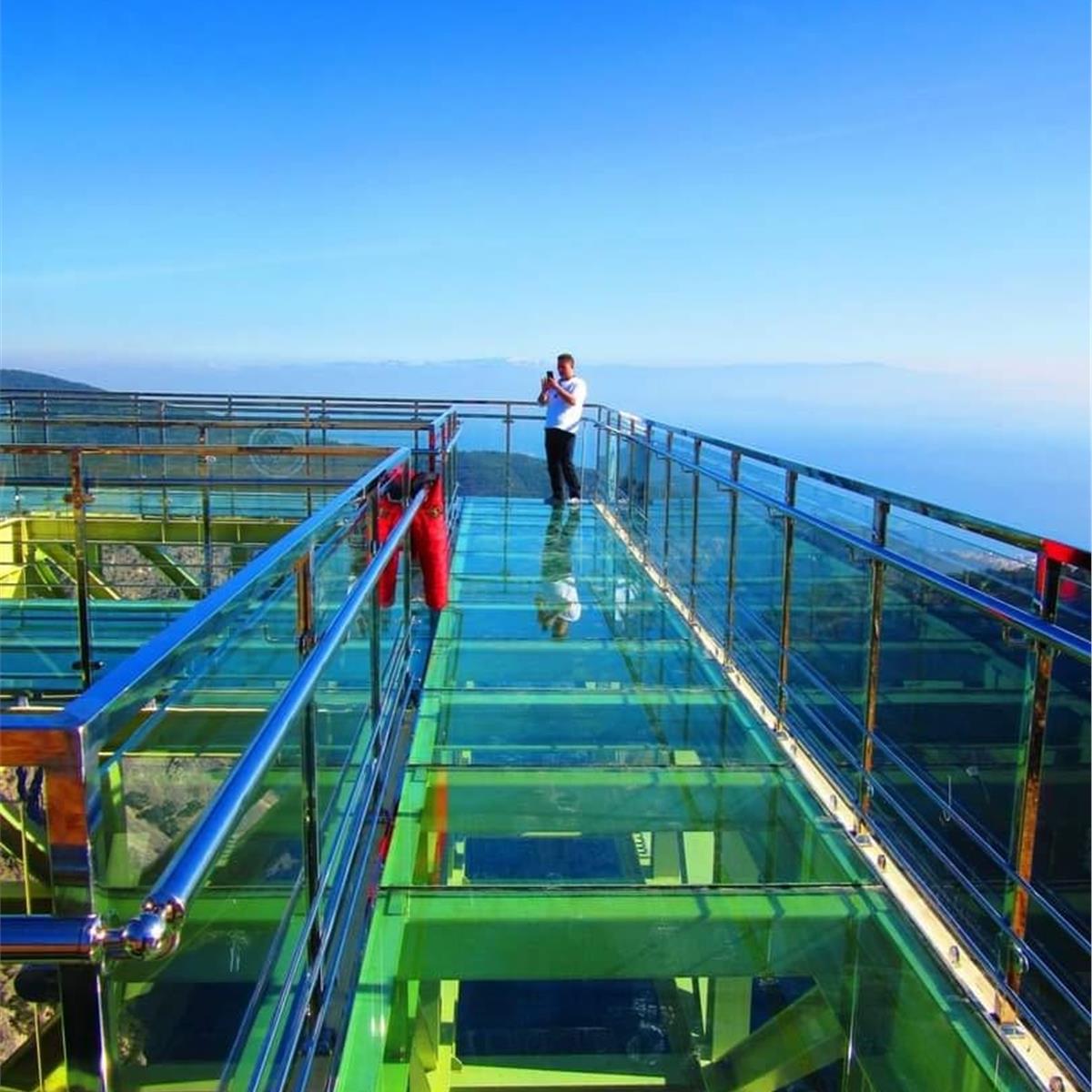 İzmir Kalkışlı Günübirlik Kazdağları Jeep Safari Turu. Üstelik Yüzme Molalı ve Öğle yemeği dahil.