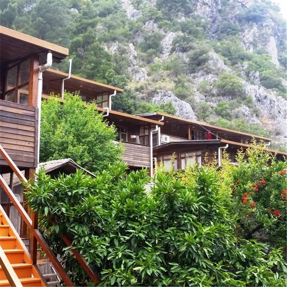 İzmir Çıkışlı 3 gece 4 gün Bungalow konaklamalı Olympos Tatil Turu. Kaputaj Plajı, Tekne Turu, Suluada, Phaselis, Adrasan ile Eğlence dolu bir tatil keyfi.