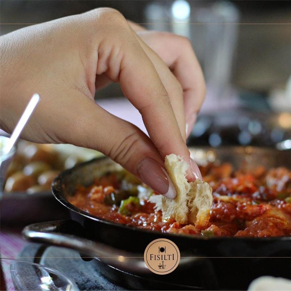 Çiçekliköy Fısıltı Kahvaltı Evi’nde Doğa ile iç içe Enfes Serpme Köy Kahvaltısı