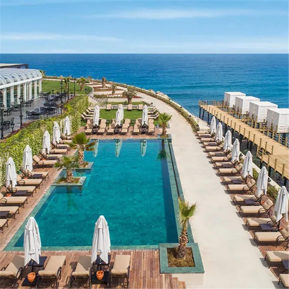 İzmir'den Uçak Hareketli 3 Gece 4gün Konaklamalı Kaya Palazzo Resort & Casino'da Sıla Yılbaşı Galası