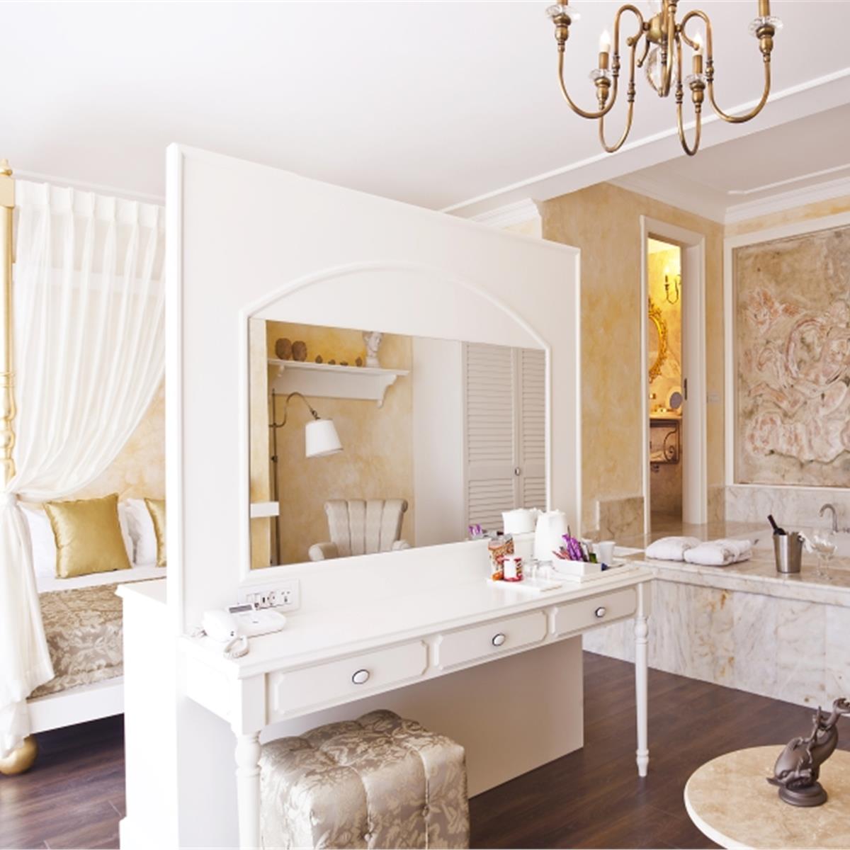 Şirince Nea Efessos Hotel’de Kahvaltı Dahil 2 Kişi Konaklama