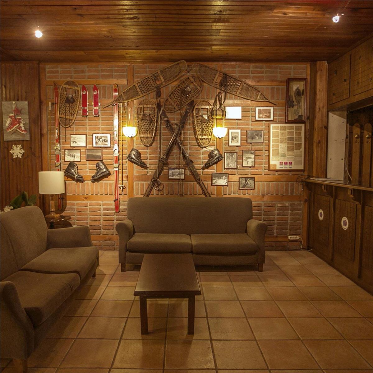 İzmir Çıkışlı 1 Gece 2 Gün Uludağ Beceren Otel Dağ Konaklamalı Kayak Turu