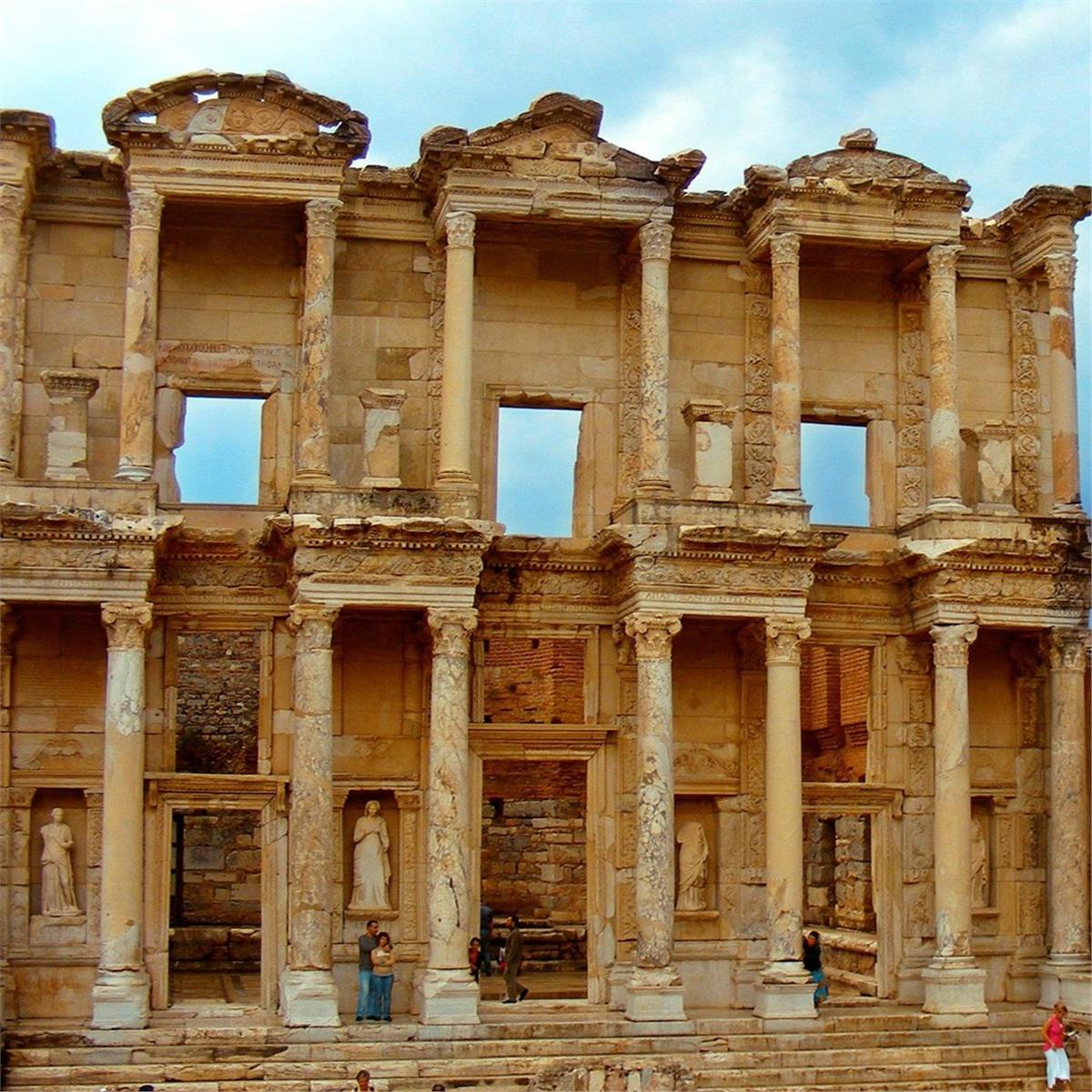 İzmir'den Otobüs Kalkışlı 3 Gece 4 Gün Konaklamalı Bodrum Didim Marmaris Kuşadası Turu