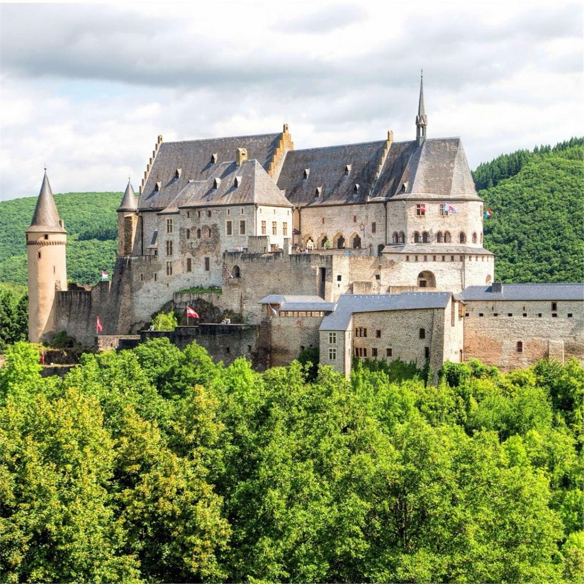 İzmir'den Uçaklı 7 Gece 8 Gün Konaklamalı Benelüks Fransa Almanya Görkemli Üçlü