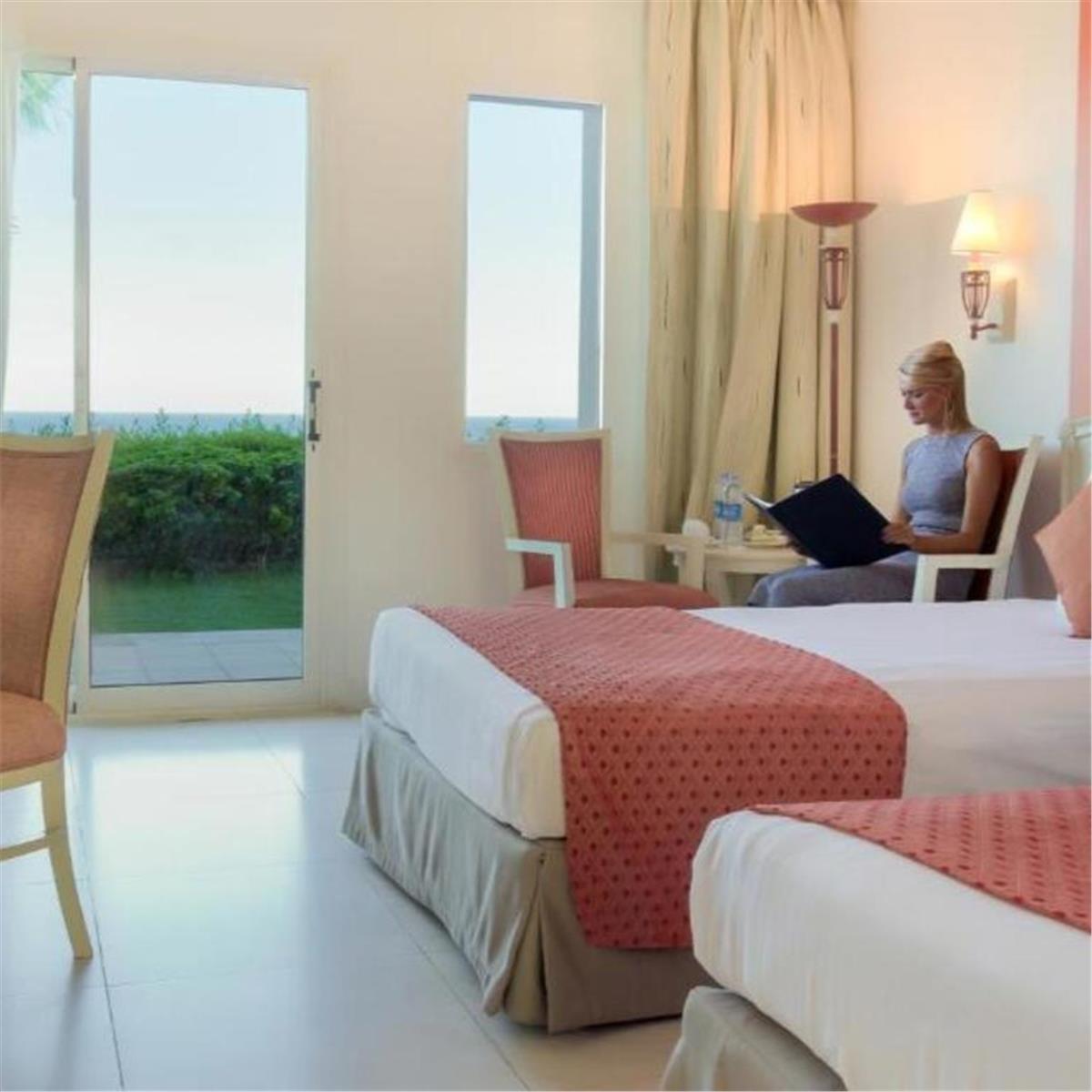 İzmir'den Kalkışlı Uçaklı ve 4 Gece 5 Gün 5 Yıldızlı Concorde El Salam Front Konaklamalı Sharm El Sheikh Turu