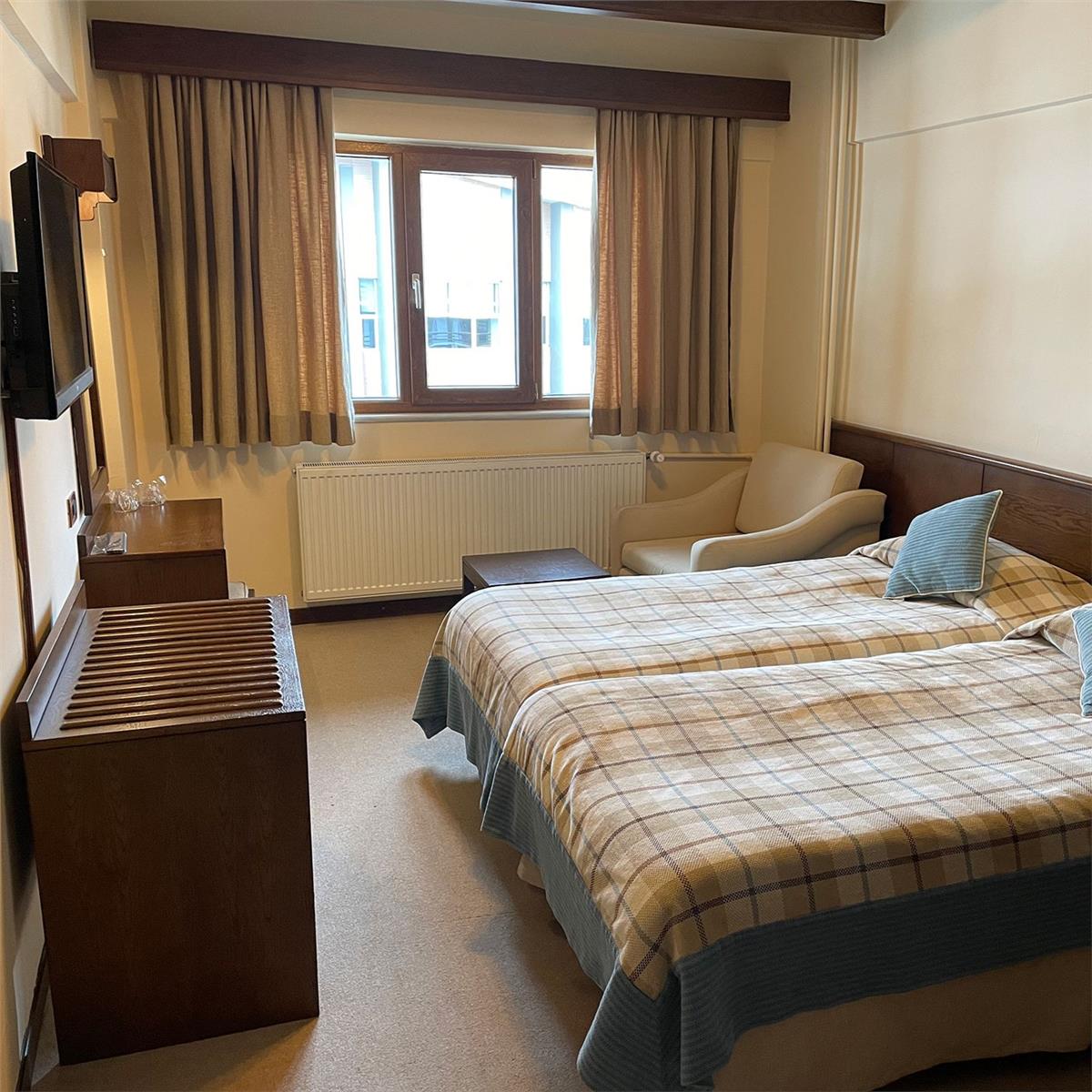 İzmir Çıkışlı 2 Gece 3 Gün Uludağ Beceren Otel Dağ Konaklamalı Kayak Turu