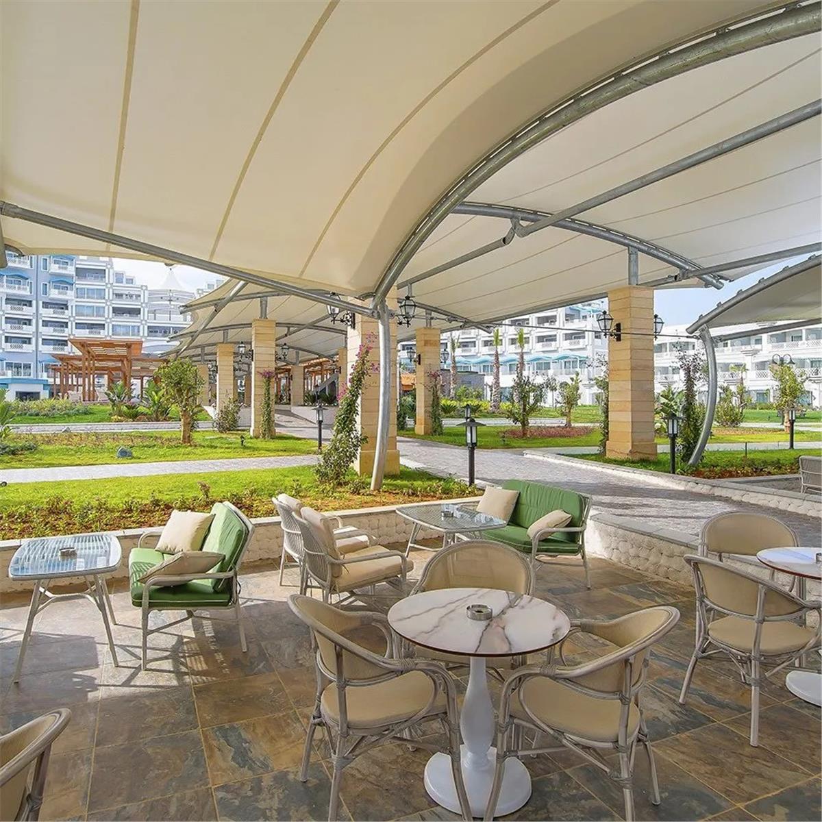 İzmir'den Uçak İle Hareketli Kıbrıs Limak Cyprus Deluxe Hotel Ultra Herşey Dahil Konaklama Seçenekleri