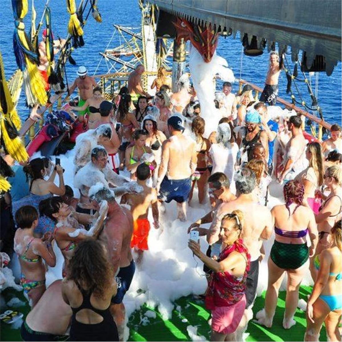 İzmir'den Otobüslü ve 2 Gece 3 Gün Her Şey Dahil Paloma Bitez Family Club Konaklamalı Bodrum Turu